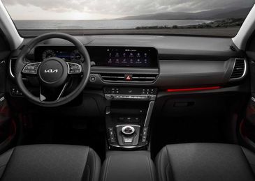 Kia представила обновленный кроссовер Seltos
