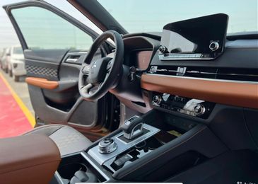 Параллельный импорт &laquo;привез&raquo; в Россию новый Mitsubishi Outlander, который дешевле старого