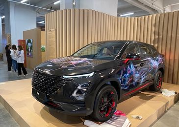 В России представили новый китайский кроссовер Omoda C5