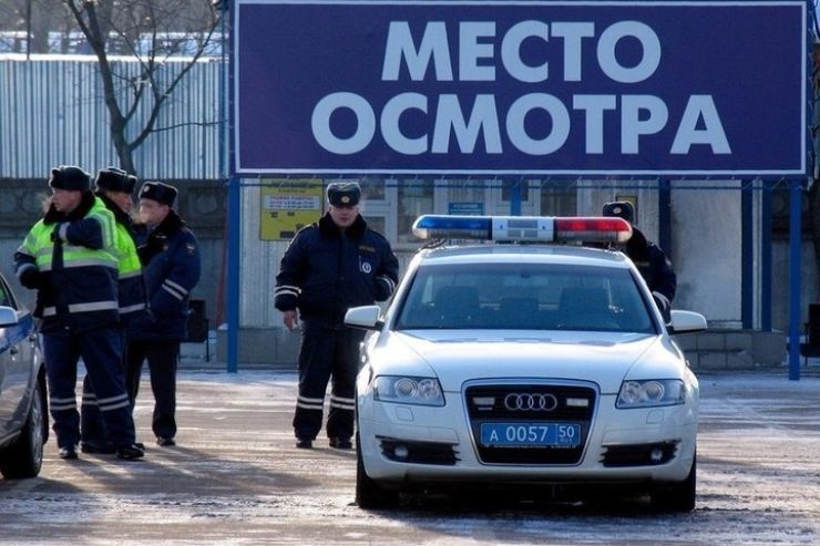Столичная ГИБДД опять перестала оформлять «права» и СТС из-за сбоя
