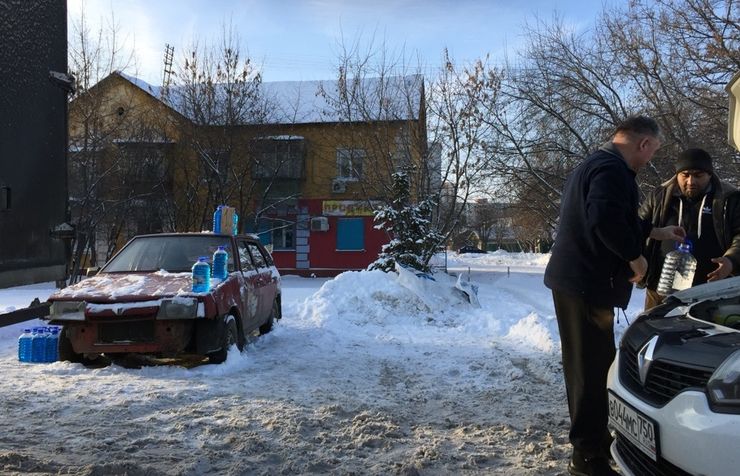 Как владельцы крупных сетевых АЗС бессовестно наживаются на доверчивых автовладельцах