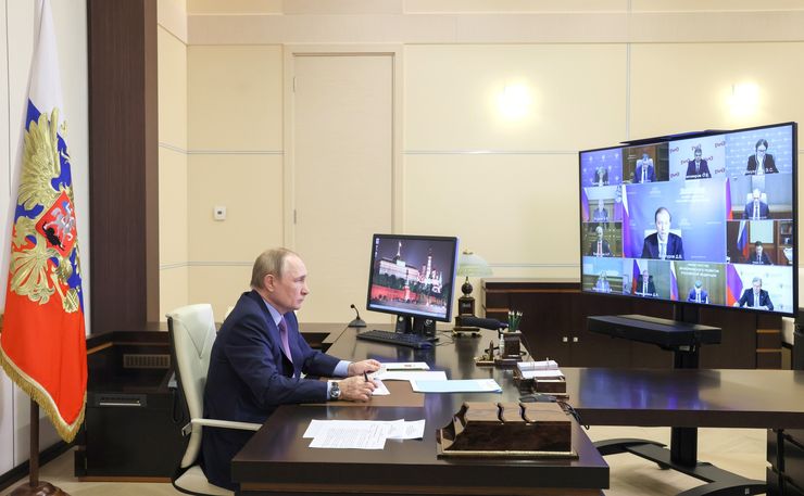 Как Минпромторг подставил Путина: цены на новые авто не упадут