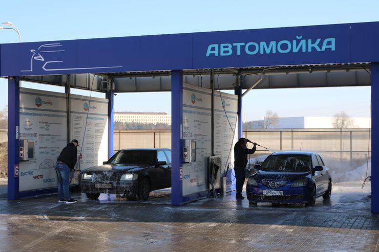 А надо ли: за что платят водители на &laquo;премиальных&raquo; автомойках