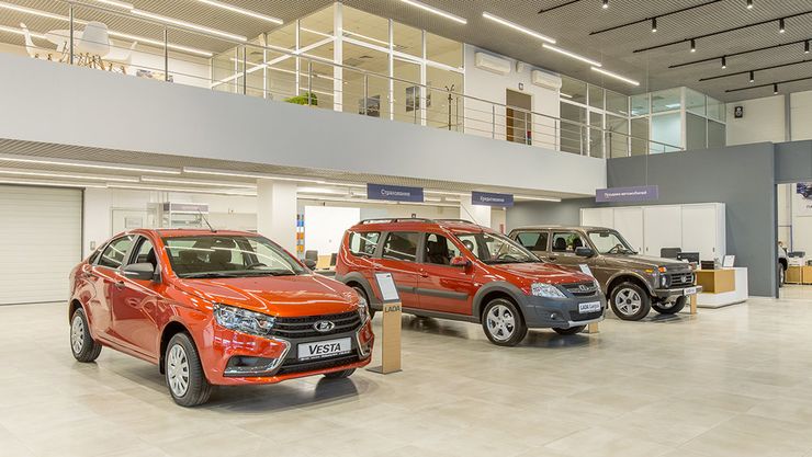 АВТОВАЗ запретил: как официальные дилеры подставляют отечественный автозавод