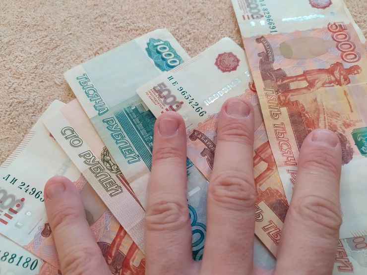 На болту вертели: как новые санкции Евросоюза подействует на автопром