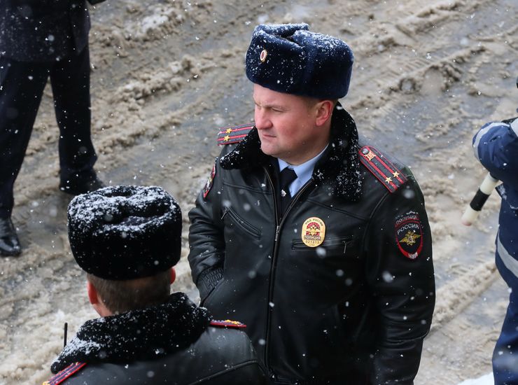 Как по внешнему виду сотрудника ГИБДД узнать что он думает